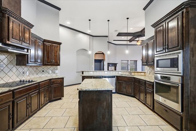 3905 Elvis Dr, Corpus Christi, TX 78414