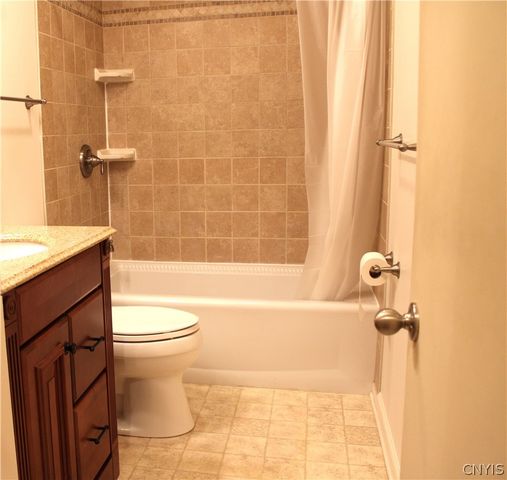 814 East Avenue, Rome, NY 13440