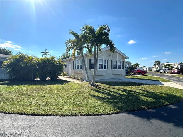 4501 Mayflower WAY E, Estero, FL 33928