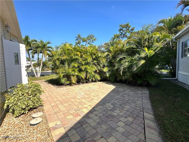4501 Mayflower WAY E, Estero, FL 33928