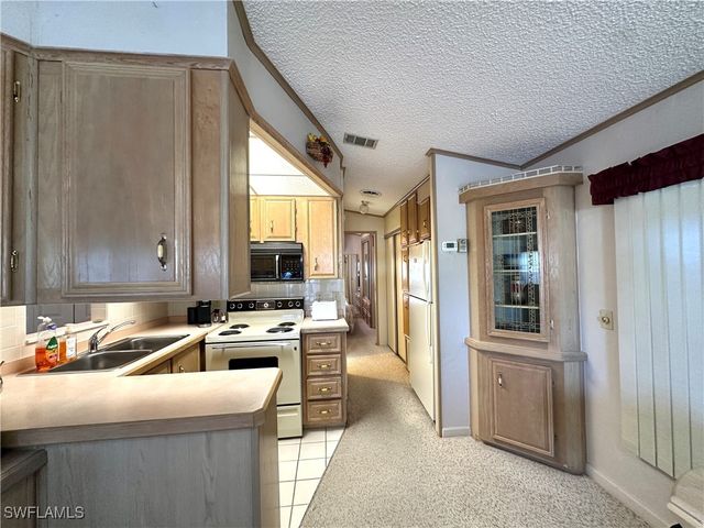 4501 Mayflower WAY E, Estero, FL 33928