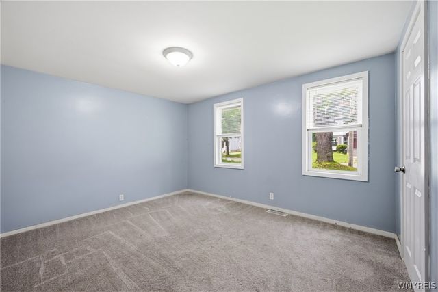 44 Pound Street, Lockport City, NY 14094