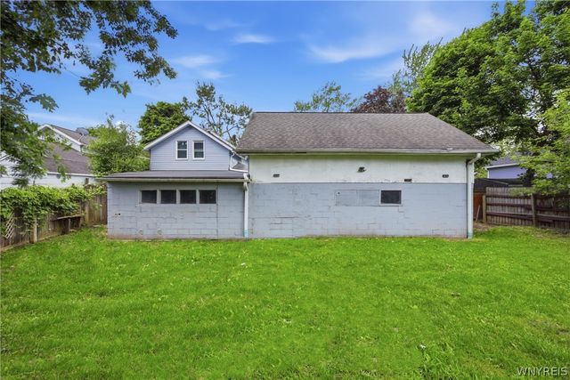 44 Pound Street, Lockport City, NY 14094