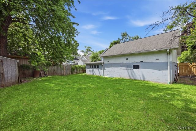 44 Pound Street, Lockport City, NY 14094