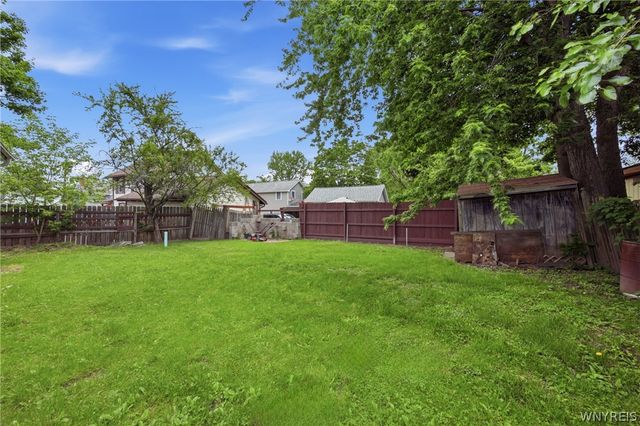 44 Pound Street, Lockport City, NY 14094