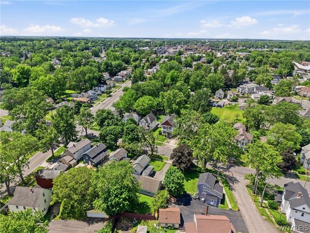 44 Pound Street, Lockport City, NY 14094