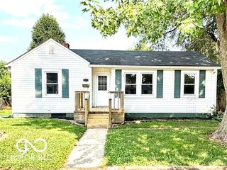 321 Maple Lane, Mooresville, IN 46158