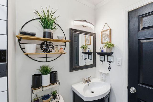 73 Courtland Avenue, Berea, KY 40403