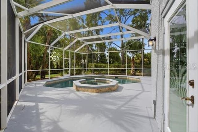 4415 AVENUE CANNES, Lutz, FL 33558
