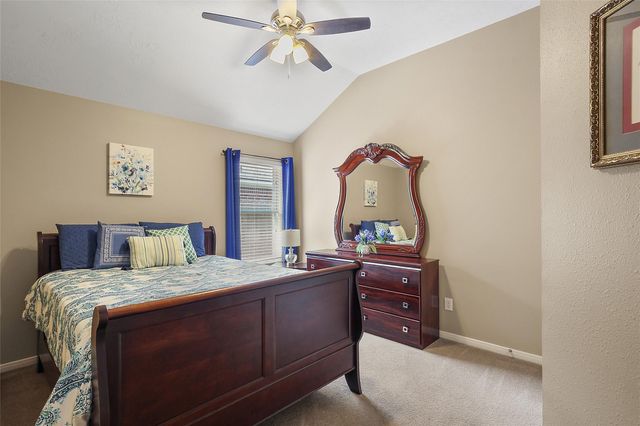 619 Castle Cove Lane, League City, TX 77573