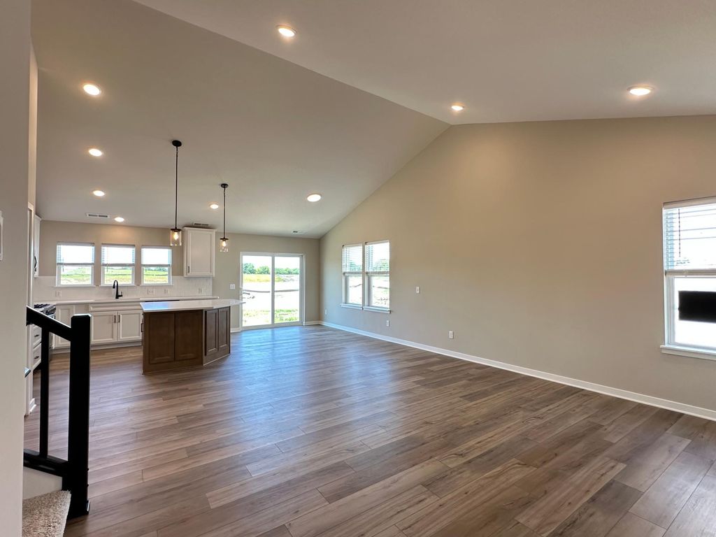 1664 Lund Way, Shakopee, MN 55379 — photo 5