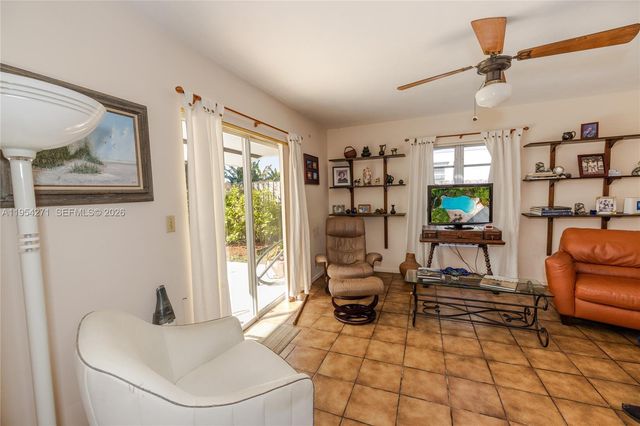 20004 SW 82nd Pl, Cutler Bay, FL 33189