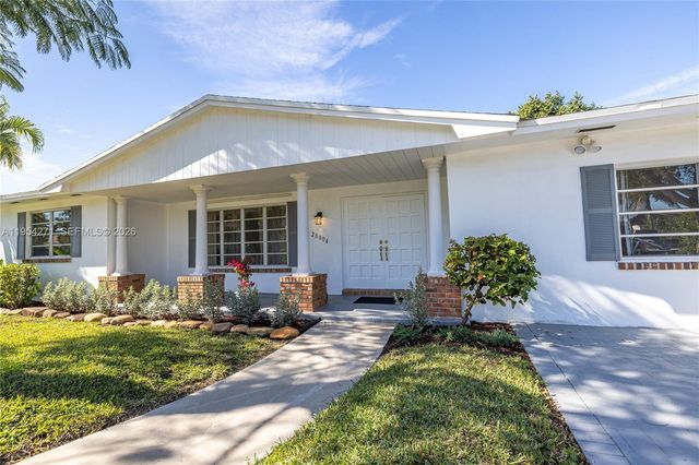 20004 SW 82nd Pl, Cutler Bay, FL 33189