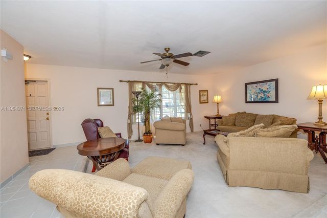 20004 SW 82nd Pl, Cutler Bay, FL 33189