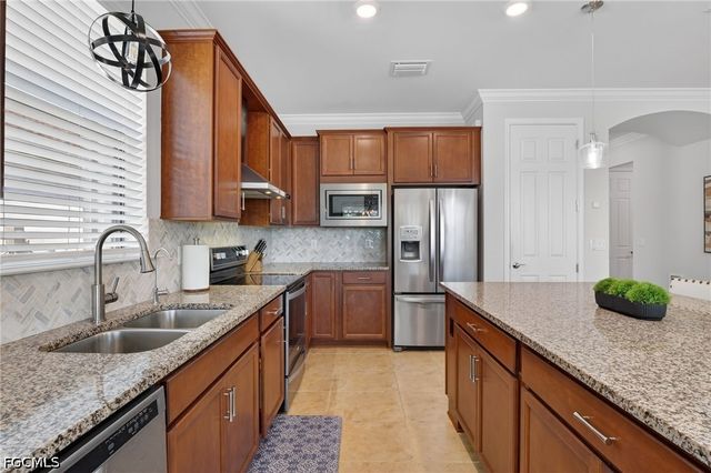 11343 Tiverton TRCE, Fort Myers, FL 33913