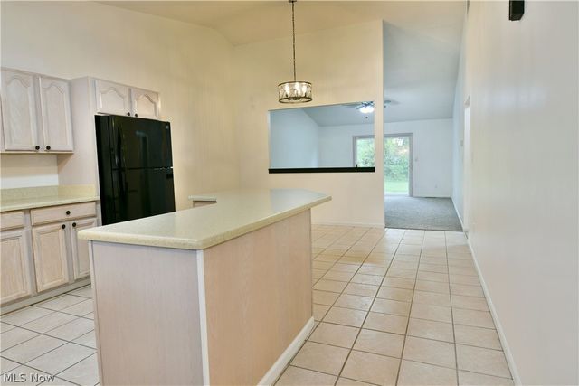 553 Wilcox Road B, Austintown, OH 44515