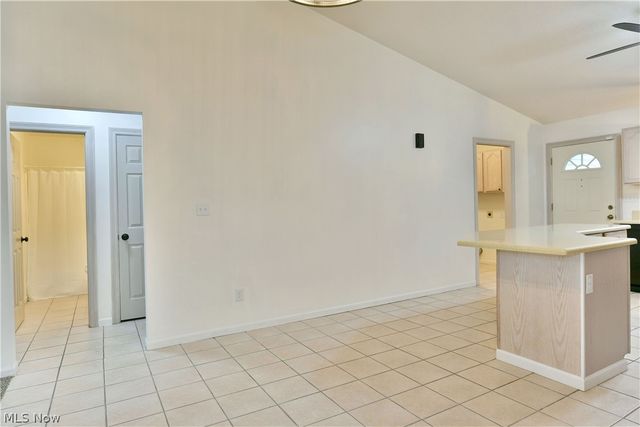 553 Wilcox Road B, Austintown, OH 44515