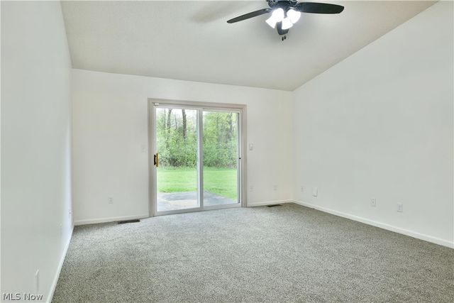553 Wilcox Road B, Austintown, OH 44515