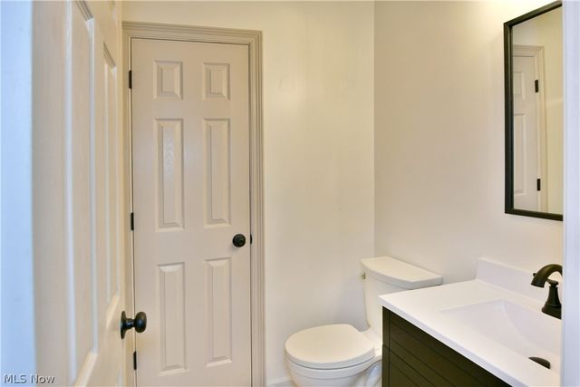 553 Wilcox Road B, Austintown, OH 44515