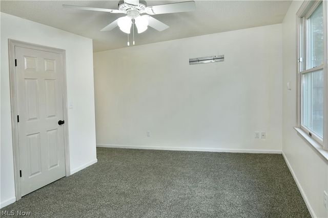 553 Wilcox Road B, Austintown, OH 44515