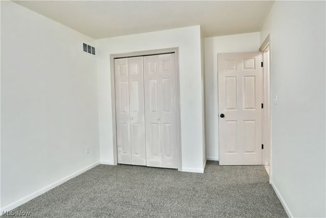 553 Wilcox Road B, Austintown, OH 44515