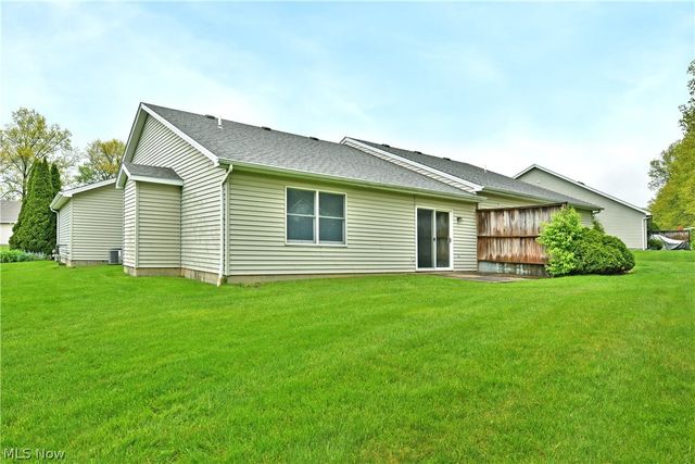 553 Wilcox Road B, Austintown, OH 44515
