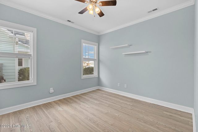 105 N Lamplighters Walk, Hampstead, NC 28443