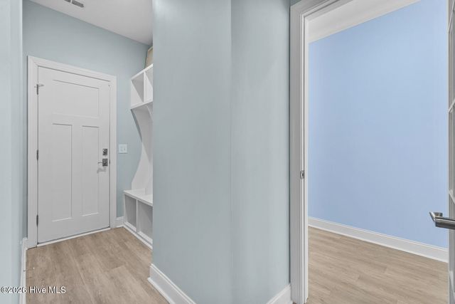 105 N Lamplighters Walk, Hampstead, NC 28443