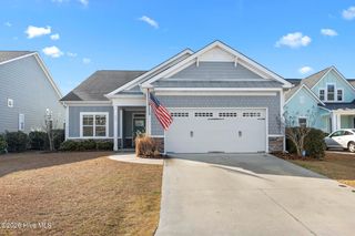 105 N Lamplighters Walk, Hampstead, NC 28443