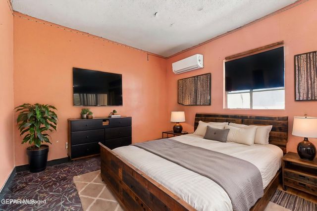 219 BAYWOOD Road, El Paso, TX 79915