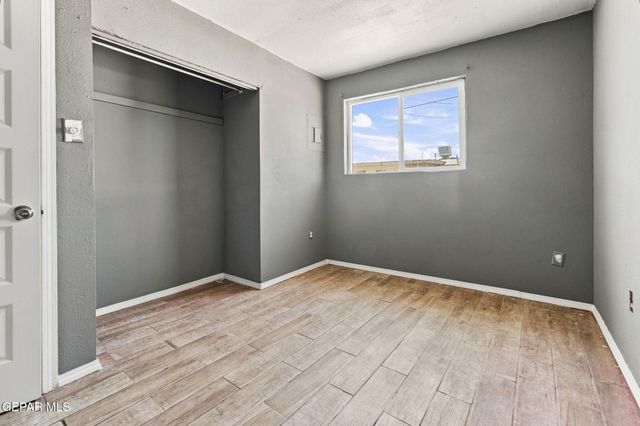 219 BAYWOOD Road, El Paso, TX 79915