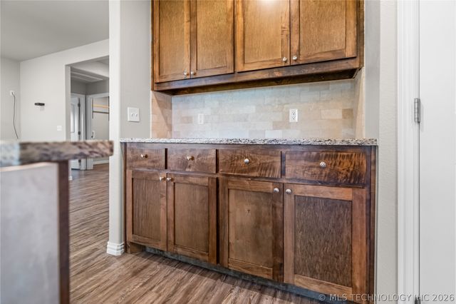 394 Lake Meadow Loop Road, Durant, OK 74701