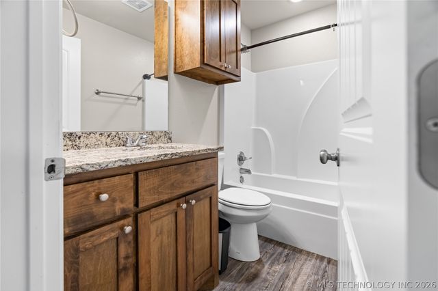 394 Lake Meadow Loop Road, Durant, OK 74701