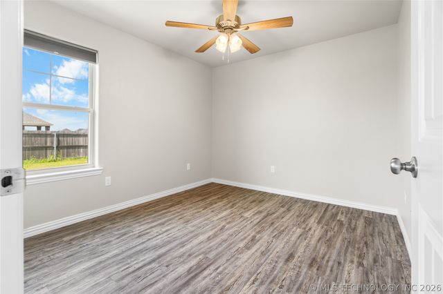 394 Lake Meadow Loop Road, Durant, OK 74701