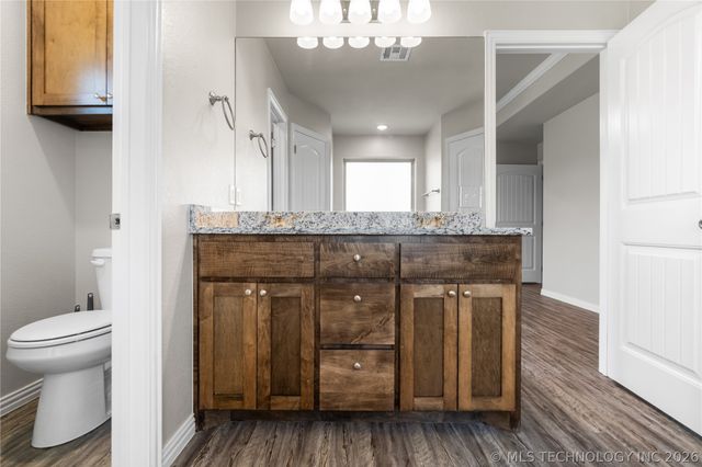 394 Lake Meadow Loop Road, Durant, OK 74701