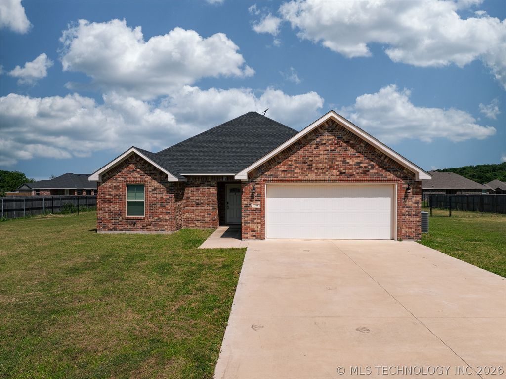 394 Lake Meadow Loop Road, Durant, OK 74701