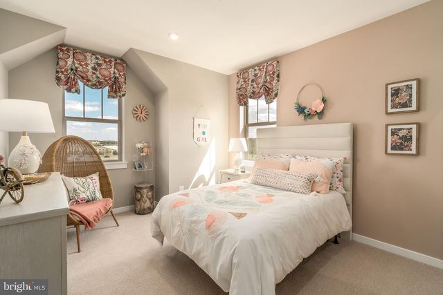 1053 INFERNO TER SE, Leesburg, VA 20175