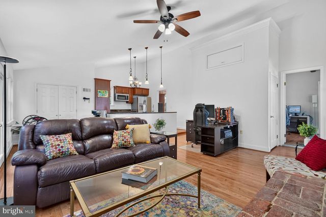 5501 3RD ST S, Arlington, VA 22204