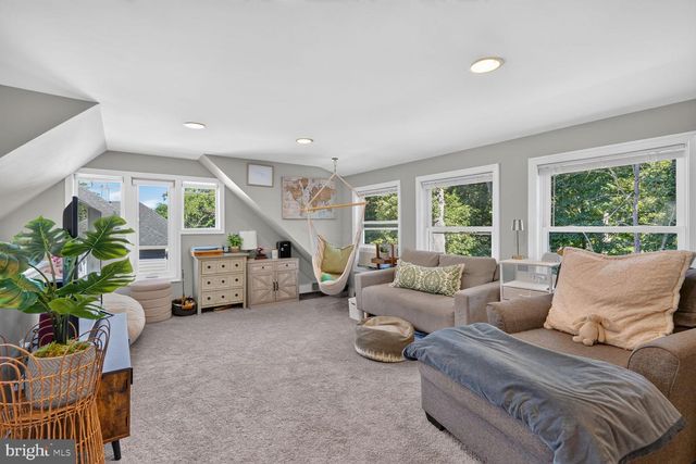 5501 3RD ST S, Arlington, VA 22204