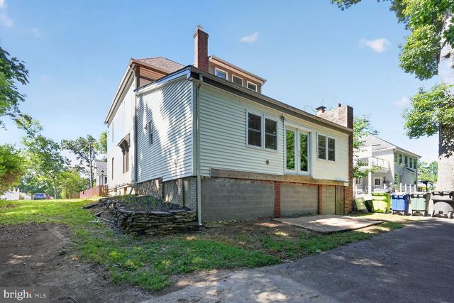 5501 3RD ST S, Arlington, VA 22204
