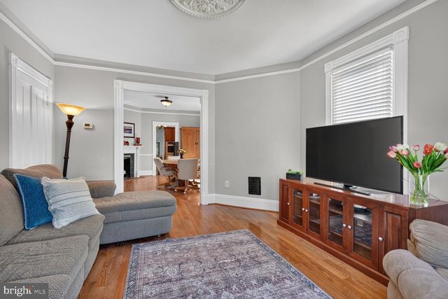 5501 3RD ST S, Arlington, VA 22204