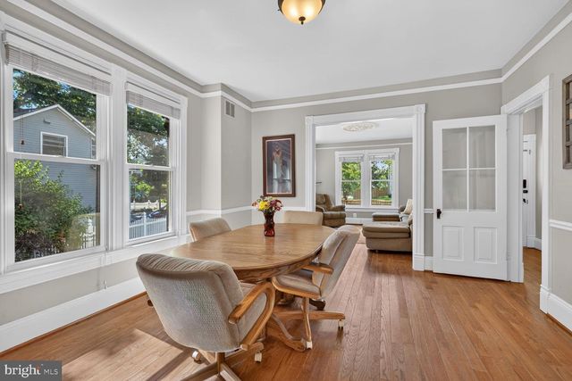 5501 3RD ST S, Arlington, VA 22204