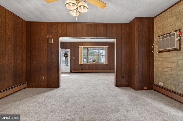 518 WASHINGTON ST, Tamaqua, PA 18252