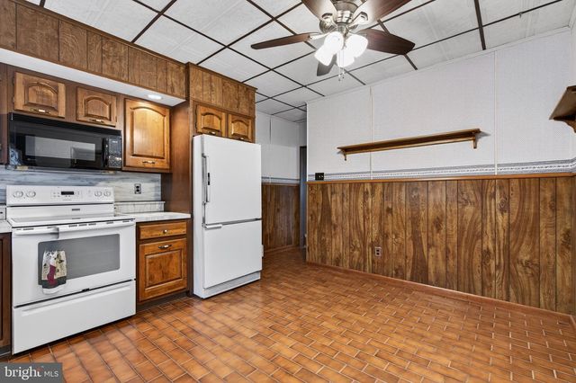 518 WASHINGTON ST, Tamaqua, PA 18252