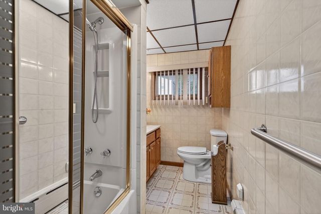 518 WASHINGTON ST, Tamaqua, PA 18252