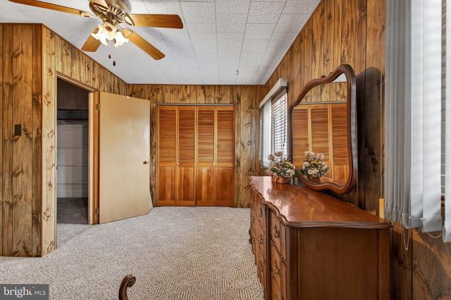 518 WASHINGTON ST, Tamaqua, PA 18252