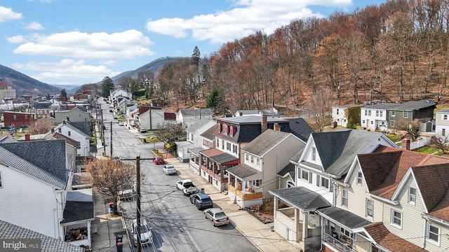 518 WASHINGTON ST, Tamaqua, PA 18252