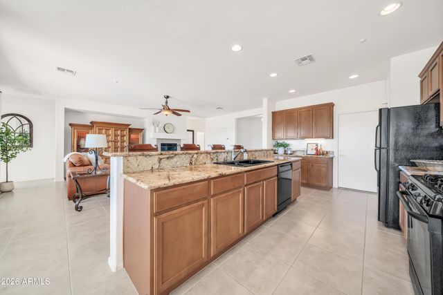 42115 N CELEBRATION Way, Phoenix, AZ 85086