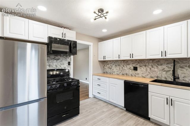 405 Wilhelmia Avenue, Colorado Springs, CO 80904