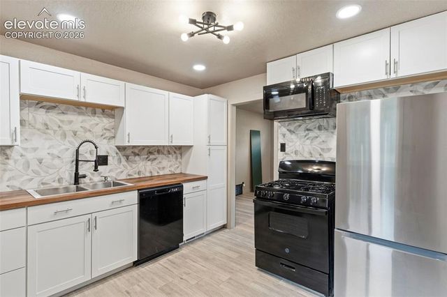 405 Wilhelmia Avenue, Colorado Springs, CO 80904